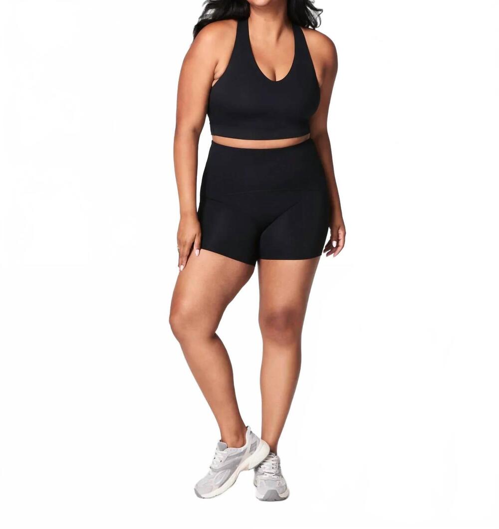 NEW SPANX booty boost active biker shorts in very black - Picture 4 of 7
